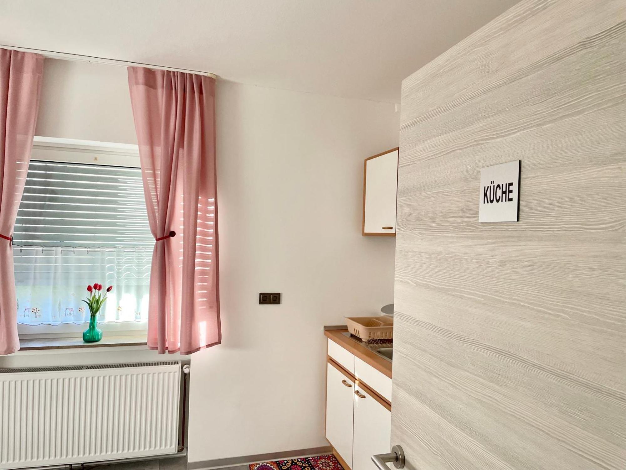 Casa Giulia 2 Zimmer Nahe Giessen, Kueche, Bad, Wlan, Parkplatz Krofdorf-Gleiberg Εξωτερικό φωτογραφία