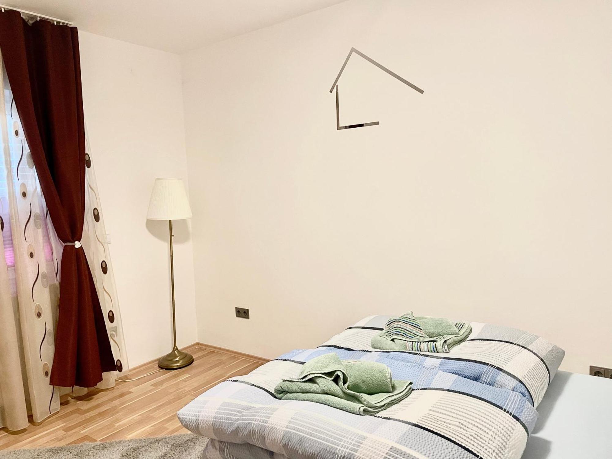 Casa Giulia 2 Zimmer Nahe Giessen, Kueche, Bad, Wlan, Parkplatz Krofdorf-Gleiberg Εξωτερικό φωτογραφία
